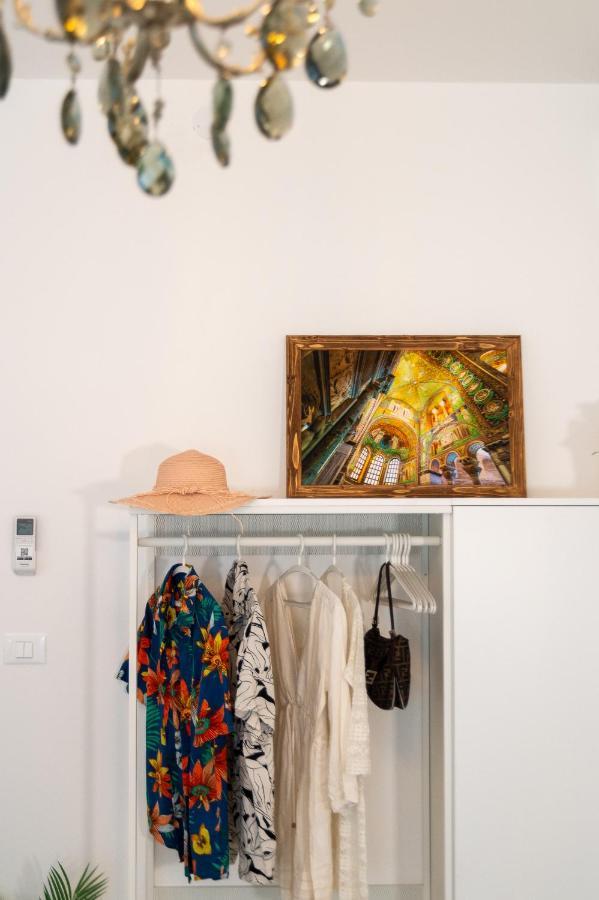 Ca Glera - Vintage Design Apartment 레비네라고 외부 사진